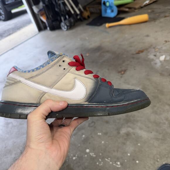 Size 11.5 - Nike Dunk Premium SB Low Dorothy main image 9